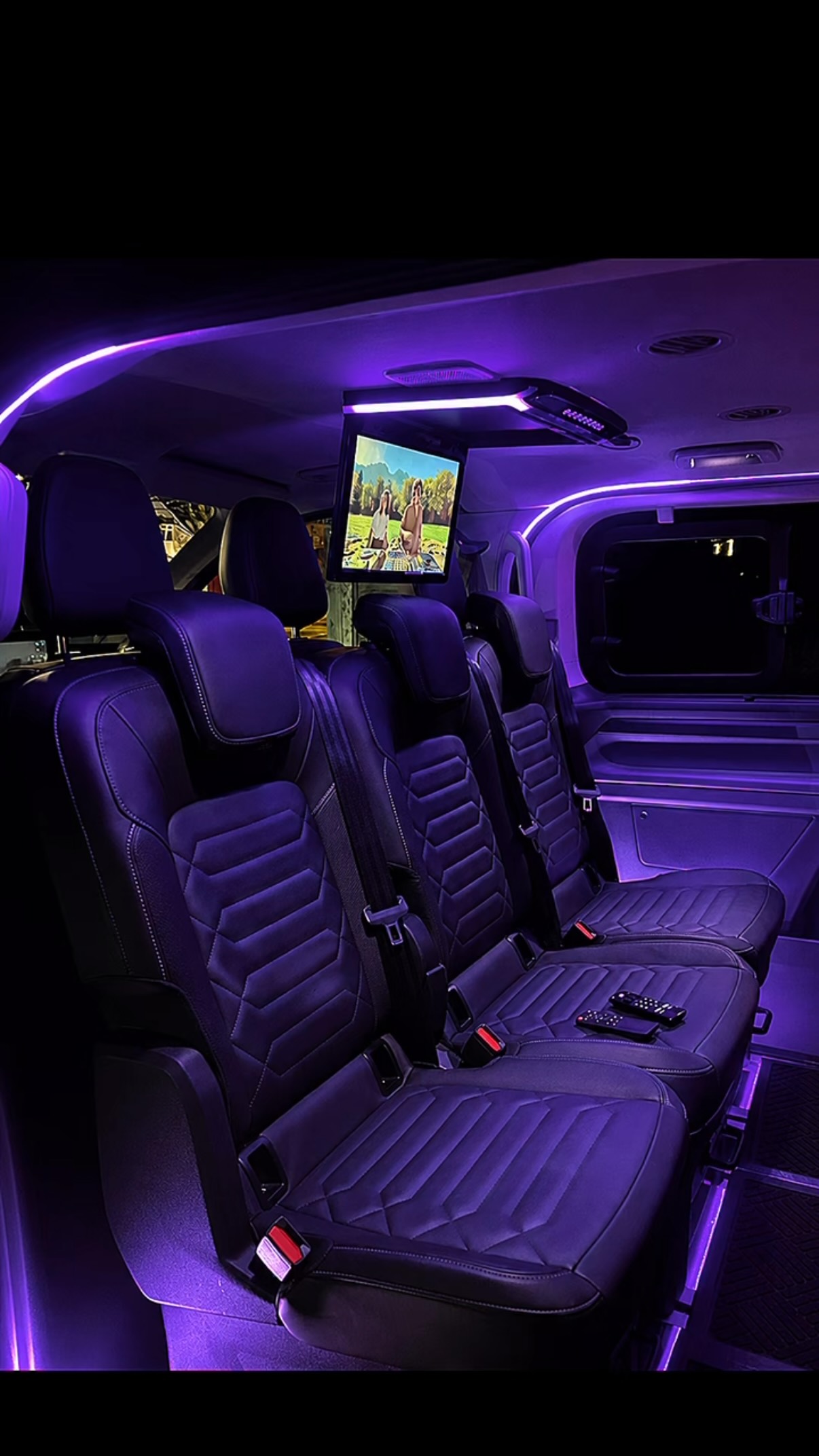 Premium leather seating inside a Zennfers vehicle